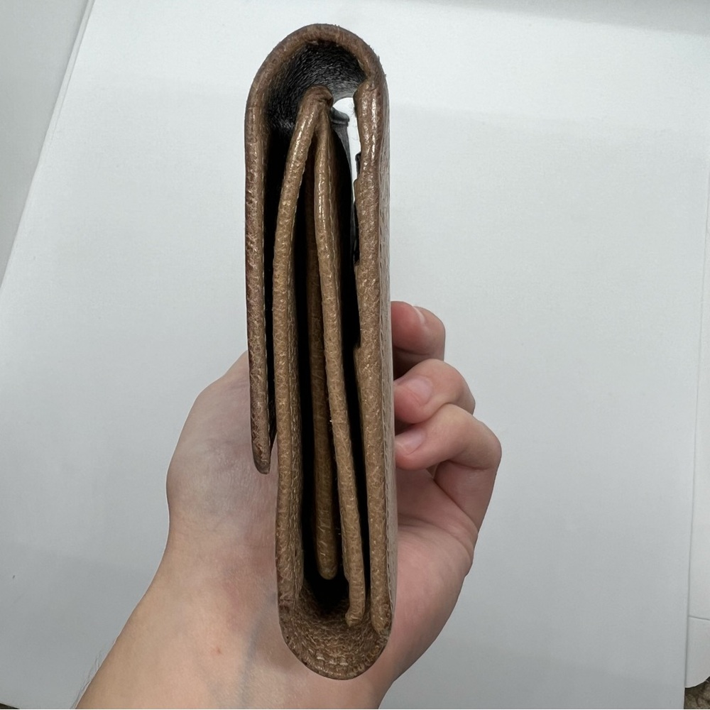 Gucci Wallet - Long Trifold in Tan Leather - Picture 13 of 16